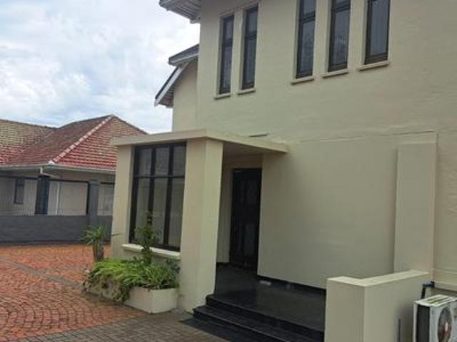 Commercial for rent in Port Elizabeth, Eastern Cape