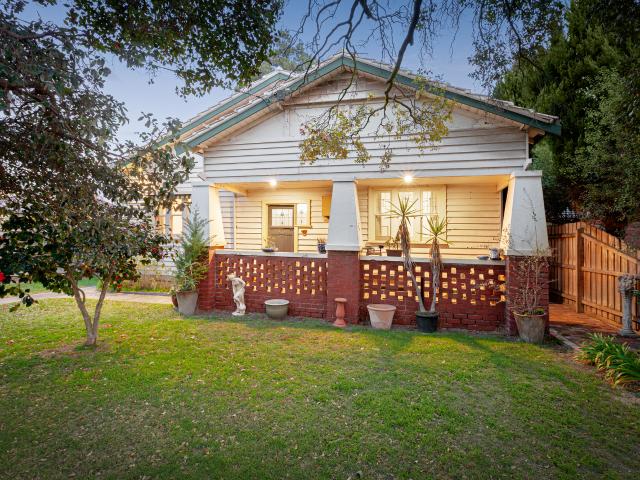House for sale in Glen Huntly