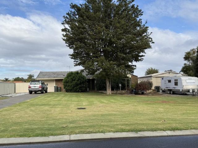 House for sale in Forrestfield, Western Australia