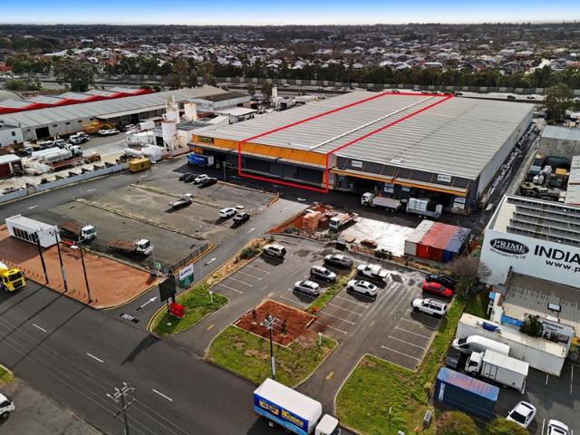 Warehouse for rent in Stirling, Western Australia