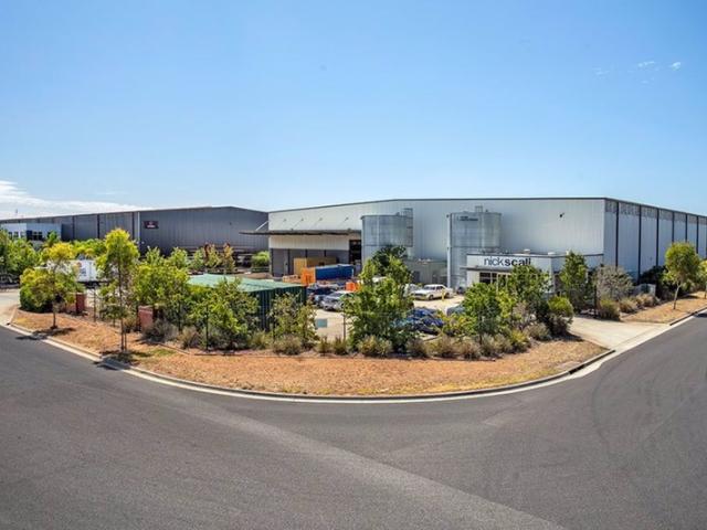 Warehouse for rent in Horseshoe Creek, South Australia
