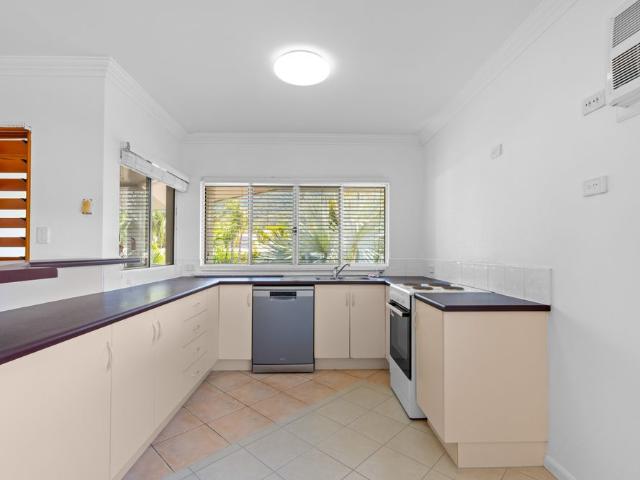 Apartment for rent in Palm Cove, Queensland