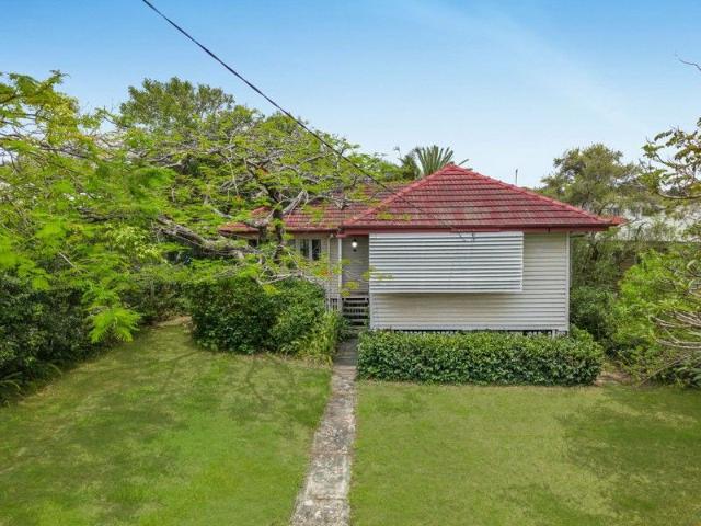 House for sale in Wavell Heights, Queensland
