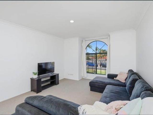 House for rent in Parkwood, Gold Coast City