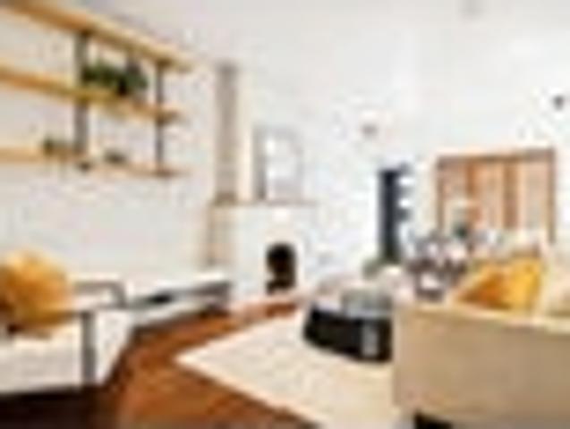 Apartment for sale in Newmarket