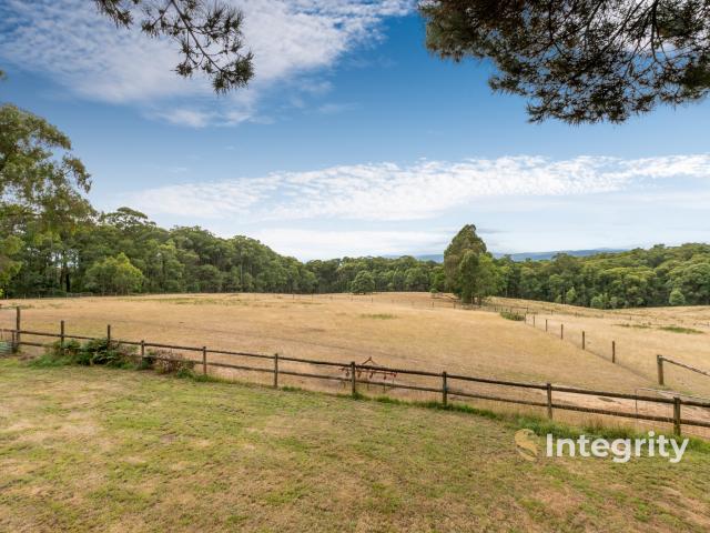 House for sale in Kinglake Central, Victoria
