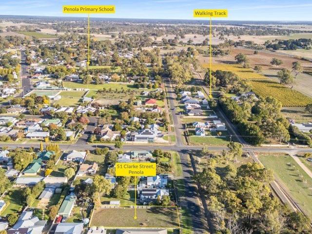 Land for sale in Comaum, South Australia