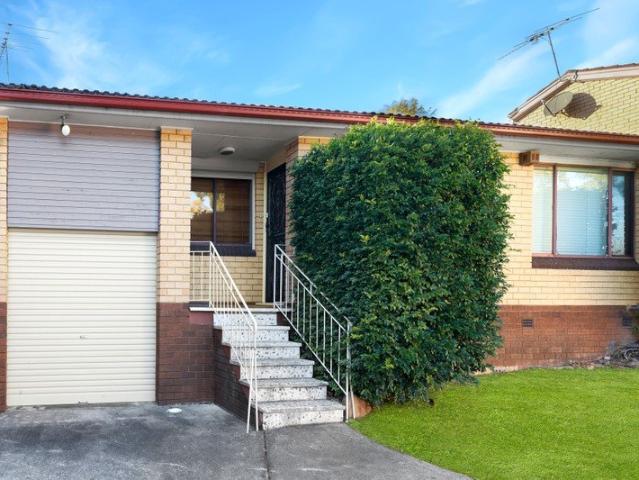 Villa for sale in Sydney, New South Wales