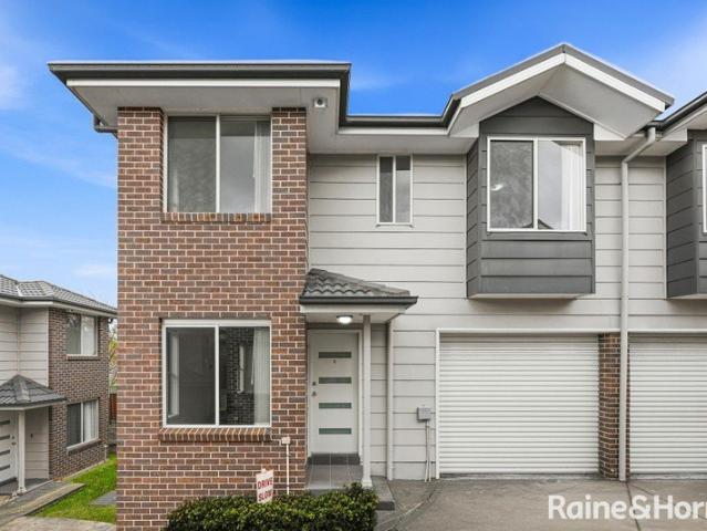 Townhouse for sale in Sydney, New South Wales
