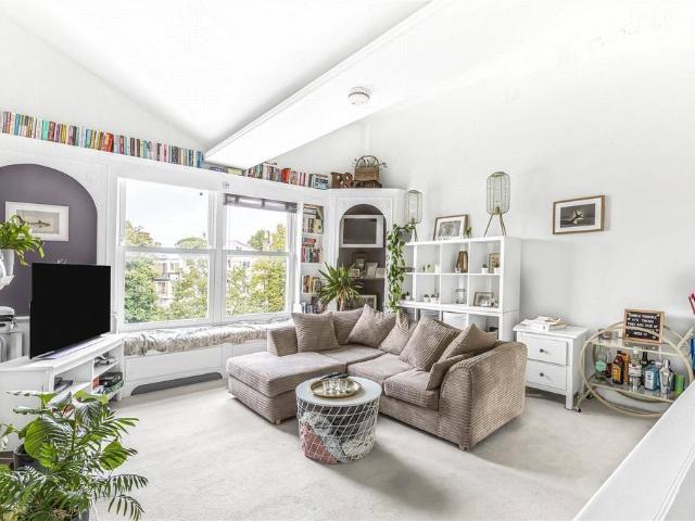 Apartment for rent in London Borough of Richmond upon Thames, Greater London