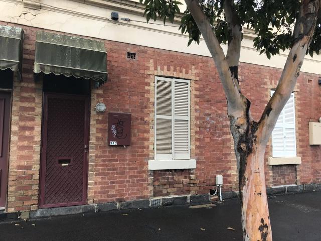 House for rent in Carlton North