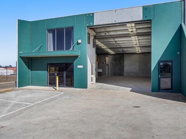 Warehouse for rent in Ballarat, Victoria