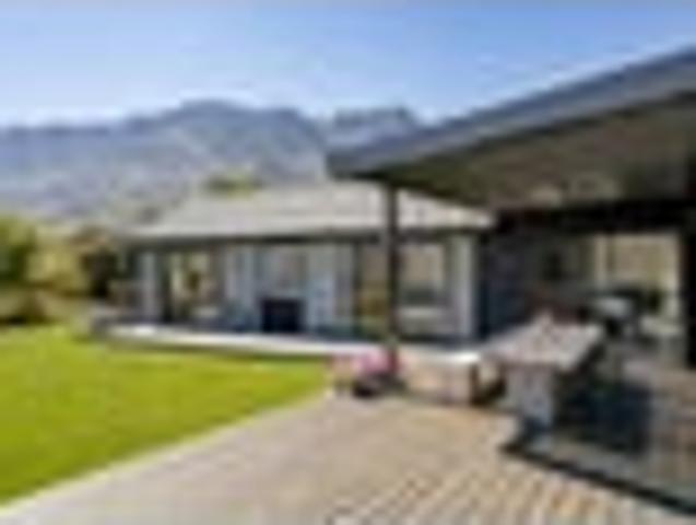 House for sale in Otakou