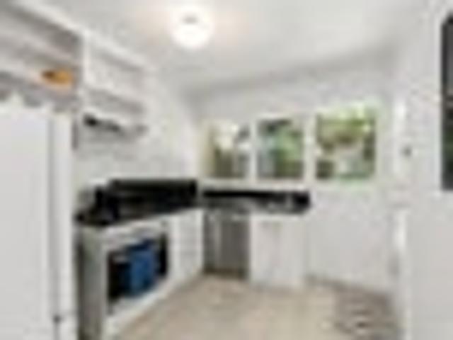 Apartment for sale in Pauatahanui, Wellington