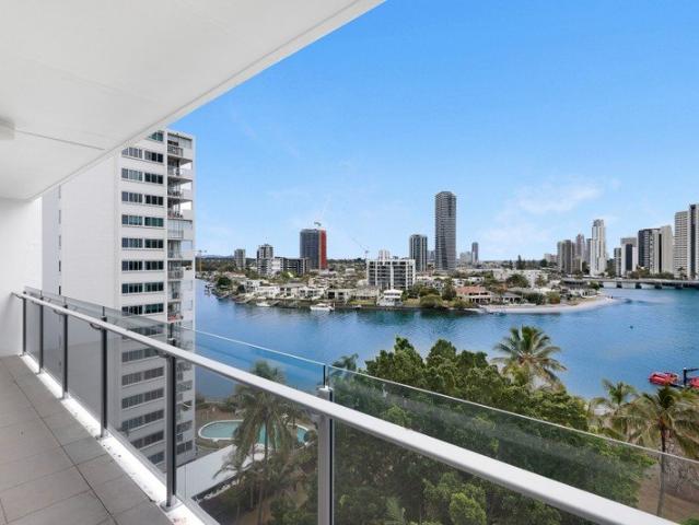 Apartment for sale in Surfers Paradise, Gold Coast City