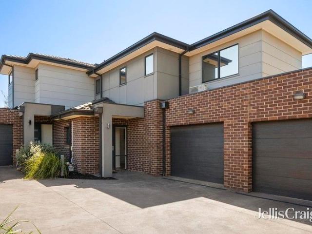 Townhouse for sale in Camerons Creek, Victoria