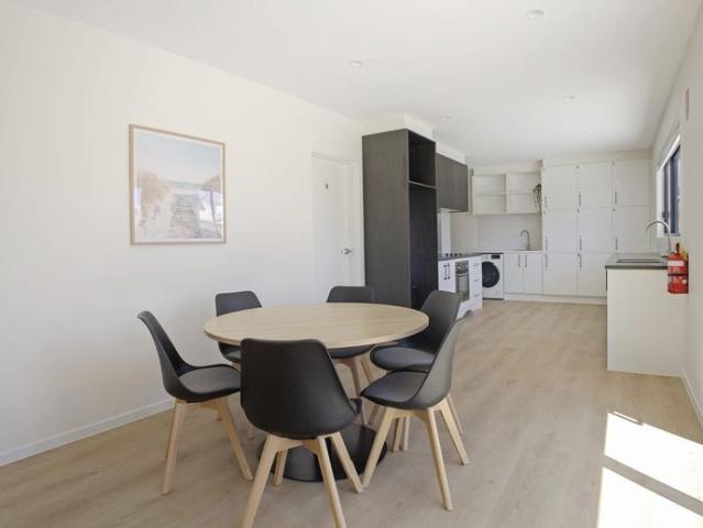 Granny Flat for rent in Geelong, Victoria