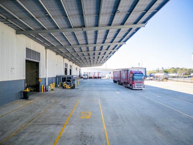 Warehouse for rent in Toombul, Queensland