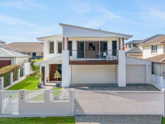 House for sale in Sinnamon Park, Greater Brisbane