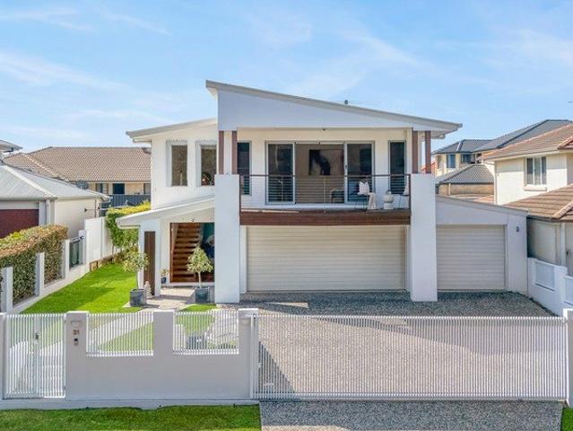 House for sale in Sinnamon Park, Greater Brisbane