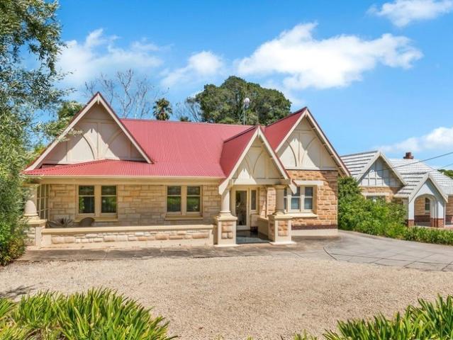 Office for rent in Myrtle Bank, Adelaide