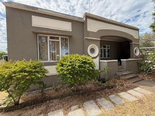 Commercial for sale in Port Elizabeth, Eastern Cape