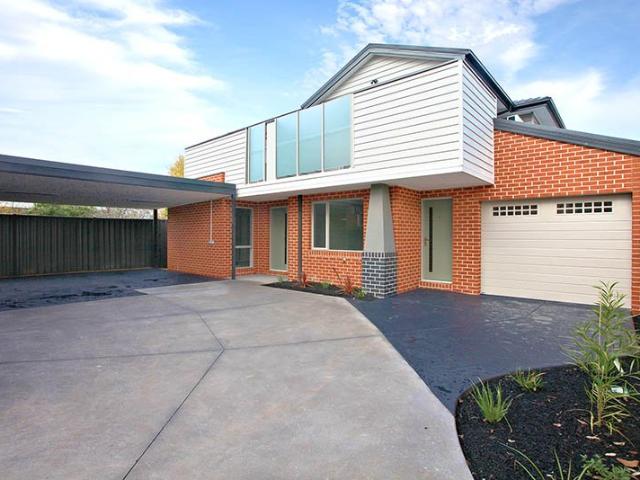 Townhouse for rent in Camerons Creek, Victoria