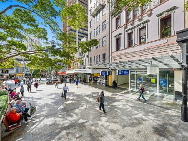 Retail for rent in Toombul, Queensland