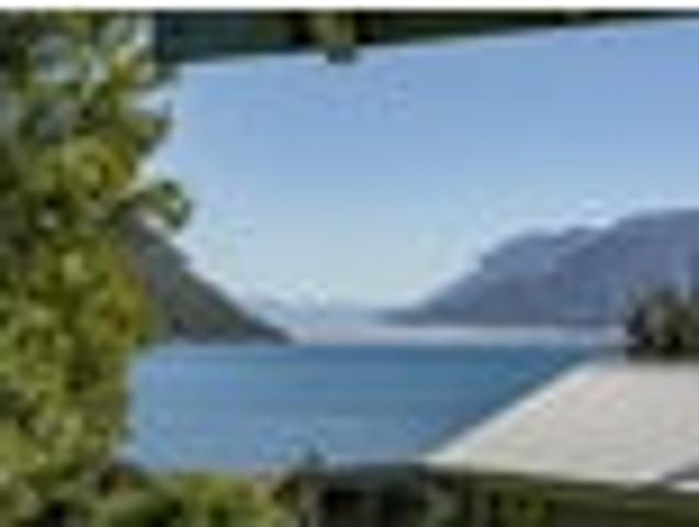 House for sale in Otakou