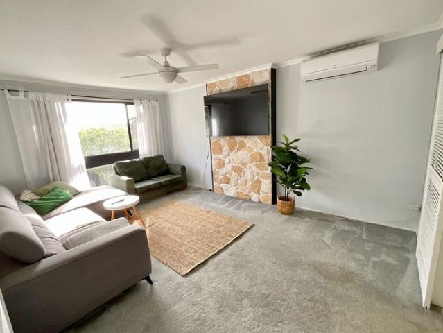 House for rent in Narrawallee, Shoalhaven City Council