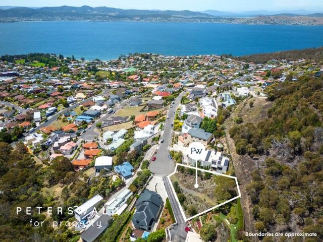 Land for sale in Sandy Bay