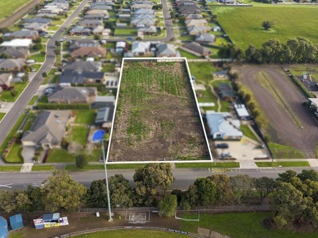 Land for sale in Colac, Victoria