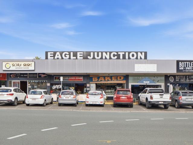 Retail for rent in Toombul, Queensland