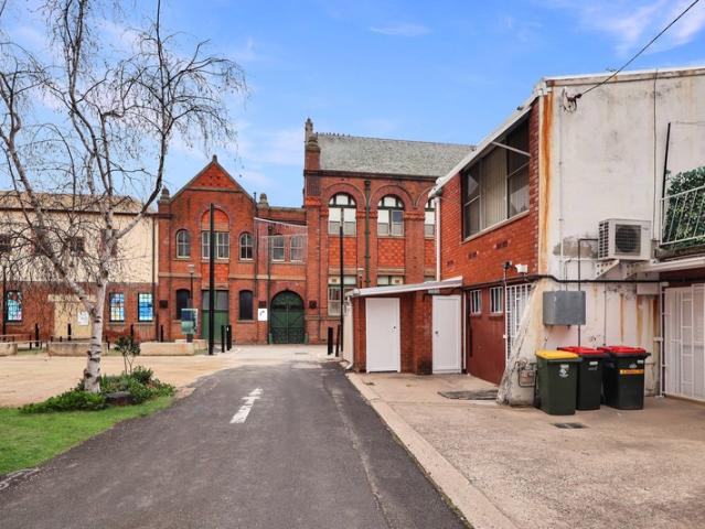 Retail for rent in Bathurst, New South Wales