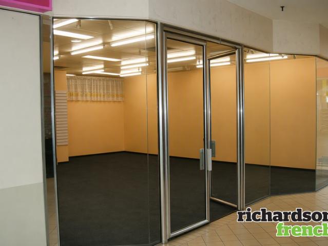 Retail for rent in Dandenong, Melbourne