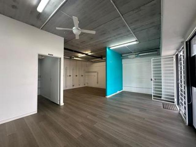 Commercial for rent in Cape Town, City of Cape Town