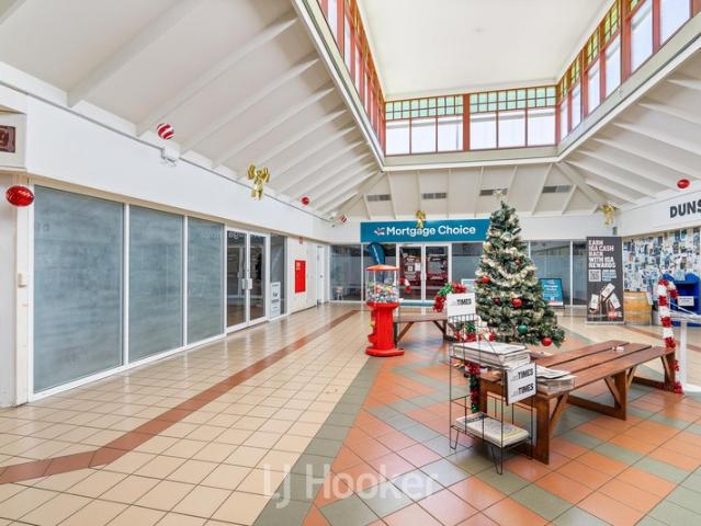 Retail for rent in Dunsborough, Western Australia