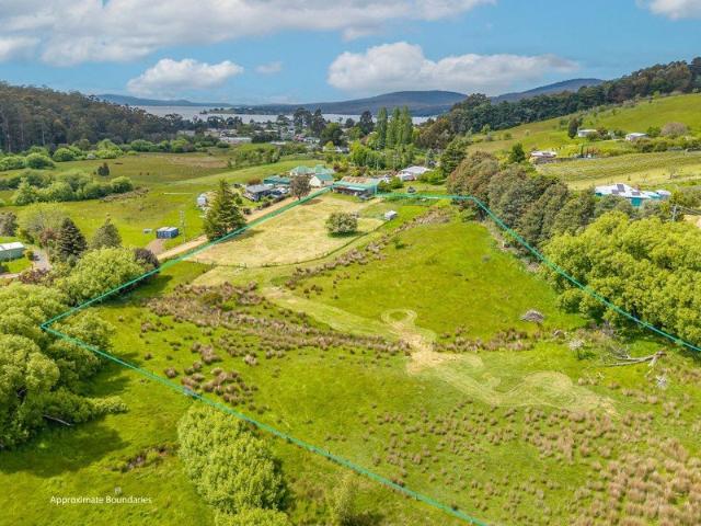 Land for sale in Brooks Bay, Tasmania