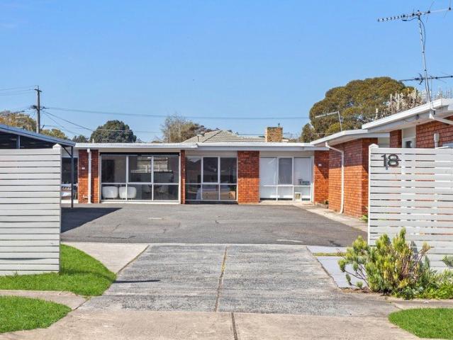 Apartment for sale in Camerons Creek, Victoria