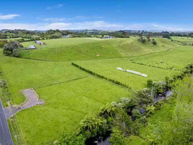 House for sale in Lepperton, Taranaki