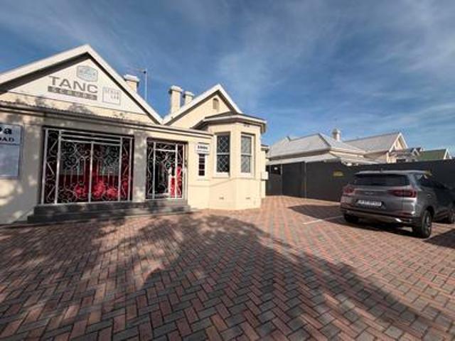 Commercial for rent in Port Elizabeth, Eastern Cape