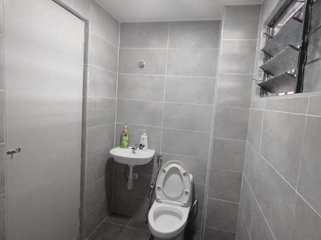 Room for rent in Petaling, Damansara Damai