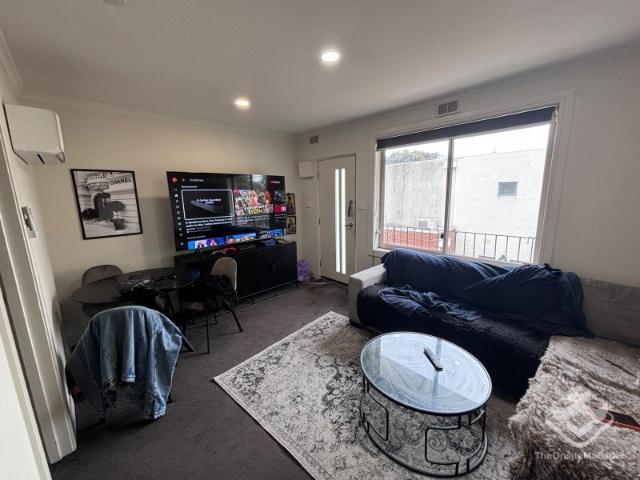 Apartment for rent in Thornbury, Melbourne