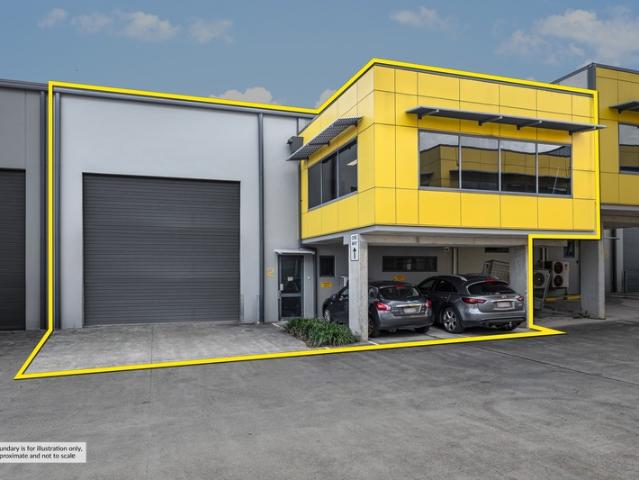 Warehouse for rent in Toombul, Queensland