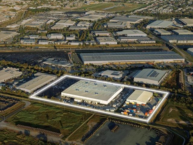 Warehouse for sale in Toombul, Queensland