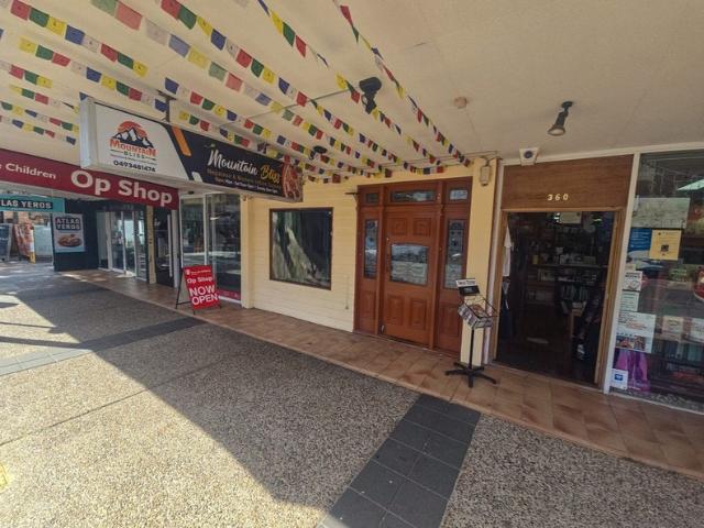 Retail for rent in Toombul, Queensland