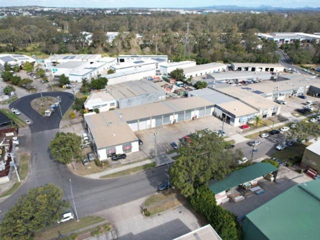 Warehouse for rent in Toombul, Queensland
