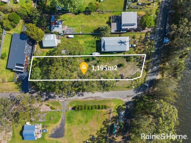 Land for sale in Lake Conjola, New South Wales