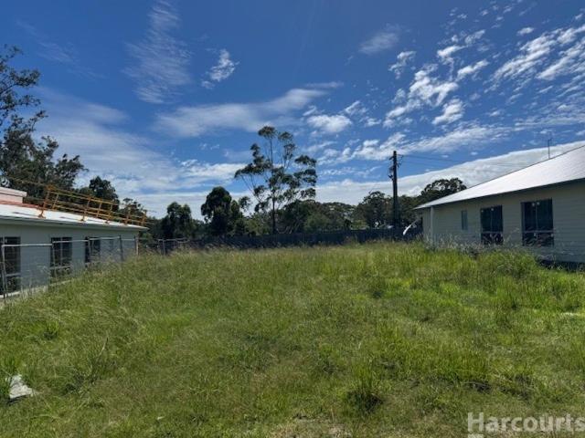 Land for sale in Thrumster, New South Wales