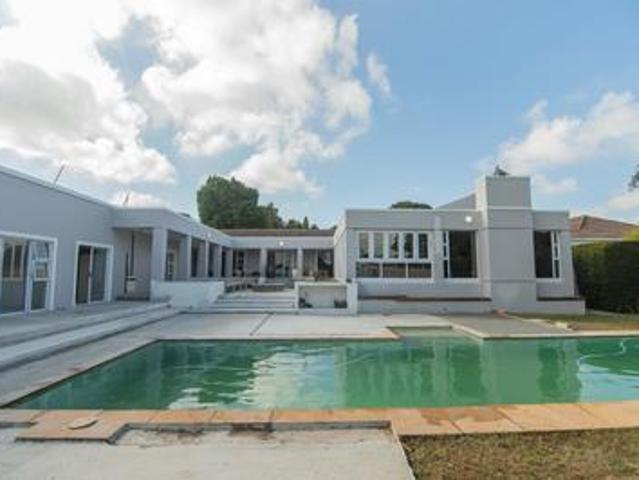 House for sale in Port Elizabeth, Eastern Cape